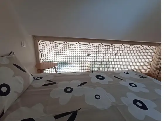 Chambre bleue , suite parentale avec salle de bain privée,grande douche