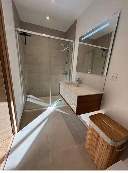 Salle de bain / 3 douche / baignoire /3 WC, villa Quend-Plage (4 salles de bain)